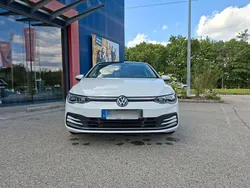 Weiß Gebraucht 2022 VW Golf VIII Style Limousine | 21.400 € (Guter Preis)