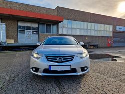 Silber Gebraucht 2012 Honda Accord Elegance Limousine | 8.200 € (Fairer Preis)