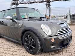 Grau Gebraucht 2005 Mini Cooper S Kleinwagen | 2.999 € (Fairer Preis)