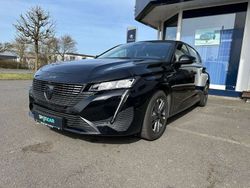 Perla nera schwarz metallic Gebraucht 2024 Peugeot 308 Allure Kleinwagen | 22.990 € (Fairer Preis)