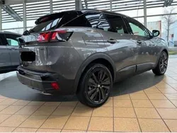 Grau Gebraucht 2021 Peugeot 3008 GT-line SUV | 25.750 € (Fairer Preis)