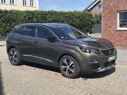 Grün Gebraucht 2020 Peugeot 3008 GT-line SUV | 17.000 € (Fairer Preis)