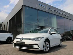 Andere Gebraucht 2022 VW Golf VIII Life Limousine | 20.300 € (Fairer Preis)