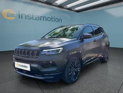 Grün Gebraucht 2022 Jeep Compass SUV | 23.999 € (Fairer Preis)