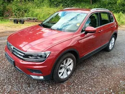 Rot Gebraucht 2017 VW Tiguan Highline SUV | 20.900 € (Guter Preis)