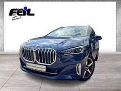 Phytonicblau metallic Gebraucht 2024 BMW 218 Luxury Line Van / Kleinbus | 31.210 € (Fairer Preis)