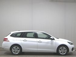 Weiss Gebraucht 2019 Peugeot 308 Active Kombi | 9.680 € (Guter Preis)