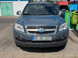 Grau Gebraucht 2011 Chevrolet Captiva SUV | 5.000 €
