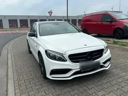 Weiß Gebraucht 2015 Mercedes C63 AMG AMG Limousine | 15.000 €