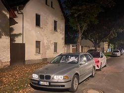 Silber Gebraucht 1998 BMW 525 Kombi | 699 €