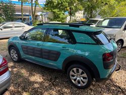 Blau Gebraucht 2015 Citroën C4 Cactus Kleinwagen | 6.500 € (Fairer Preis)