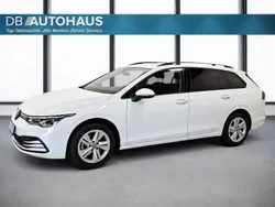 Weiß Gebraucht 2023 VW Golf VIII Life Kombi | 21.340 € (Guter Preis)