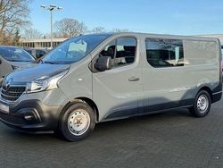 Grau Gebraucht 2021 Renault Trafic Komfort Van / Kleinbus | 20.900 € (Superpreis)