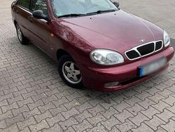 Rot Gebraucht 2000 Chevrolet Lanos Limousine | 900 €