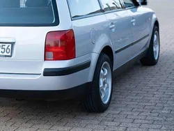 Silber Gebraucht 2000 VW Passat Comfortline Kombi | 1.500 € (Etwas zu teuer)