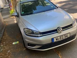Silber Gebraucht 2019 VW Golf VII Comfortline Kombi | 15.800 € (Fairer Preis)