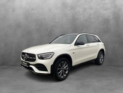 Designo diamantweiß bright Gebraucht 2021 Mercedes GLC300e AMG line SUV | 44.414 € (Teuer)
