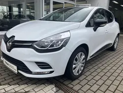 Weiß Gebraucht 2019 Renault Clio IV Collection Limousine | 9.290 € (Guter Preis)