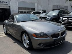 Grau Gebraucht 2004 BMW Z4 Performance Cabrio | 8.950 € (Superpreis)