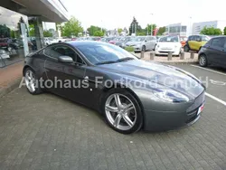 Grau Gebraucht 2006 Aston Martin V8 Vantage Coupé | 49.980 €