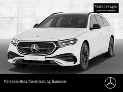 Weiß Gebraucht 2023 Mercedes E300 AMG Limousine | 60.890 € (Fairer Preis)
