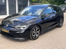 Schwarz Gebraucht 2021 VW Golf VIII R-line Limousine | 23.590 € (Fairer Preis)