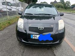 Schwarz Gebraucht 2008 Toyota Yaris Kleinwagen | 2.200 € (Fairer Preis)