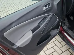 Rot Gebraucht 2018 Opel Crossland Innovation SUV | 11.300 € (Superpreis)