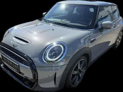 Grau Gebraucht 2021 Mini Cooper S Classic Kleinwagen | 22.949 € (Superpreis)