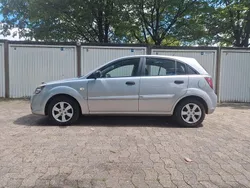 Silber Gebraucht 2010 Kia Rio Attract Limousine | 2.700 € (Fairer Preis)