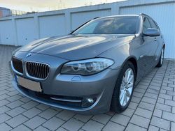 Grau Gebraucht 2012 BMW 530 Kombi | 12.200 € (Fairer Preis)