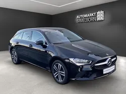 Nachtschwarz unilack Gebraucht 2021 Mercedes CLA250e Limousine | 25.700 €