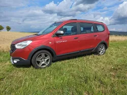 Rot Gebraucht 2020 Dacia Lodgy Stepway Van / Kleinbus | 12.400 € (Guter Preis)