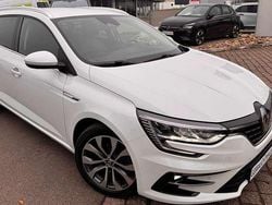 Weiß Gebraucht 2021 Renault Mégane GrandTour Intens Kombi | 14.990 € (Fairer Preis)