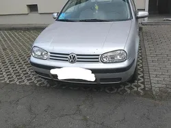 Grau Gebraucht 2002 VW Golf IV Kleinwagen | 650 € (Guter Preis)