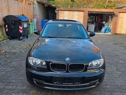 Schwarz Gebraucht 2010 BMW 118 Lifestyle Kleinwagen | 5.499 € (Fairer Preis)