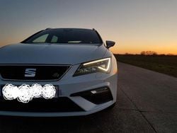 Weiß Gebraucht 2018 Seat Leon ST FR Kombi | 14.300 € (Guter Preis)