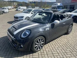Silber/grau (metallic) Gebraucht 2018 Mini Cooper S Cabriolet Cabrio | 24.990 € (Etwas zu teuer)