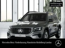 Grau Gebraucht 2025 Mercedes GLB200 Progressive SUV | 48.590 € (Teuer)