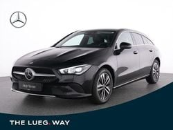Schwarz Gebraucht 2022 Mercedes CLA250 Shooting Brake Progressive Kombi | 29.999 € (Superpreis)
