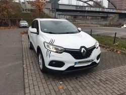 Weiß Gebraucht 2019 Renault Kadjar LIMITED SUV | 12.500 € (Fairer Preis)