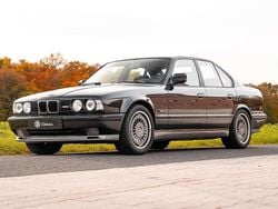 Schwarz Gebraucht 1992 BMW M5 Limousine | 69.900 €