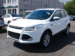Weiß Gebraucht 2015 Ford Kuga Titanium SUV | 7.959 € (Guter Preis)