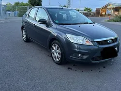 Grau Gebraucht 2008 Ford Focus Kleinwagen | 1.990 € (Fairer Preis)