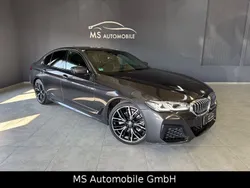 Grau Gebraucht 2021 BMW 520 M Sport Limousine | 32.990 € (Teuer)