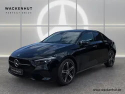 Schwarz Gebraucht 2024 Mercedes A200 Progressive Limousine | 33.990 € (Teuer)