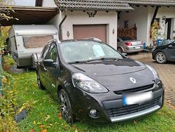 Schwarz Gebraucht 2011 Renault Clio GrandTour Kombi | 1.950 € (Fairer Preis)