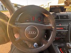 Silber Gebraucht 2001 Audi A4 Kombi | 4.000 € (Teuer)