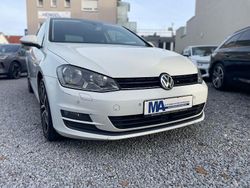 Weiß Gebraucht 2014 VW Golf VII Cup Limousine | 5.990 € (Guter Preis)