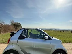 Grau Gebraucht 2019 Smart ForTwo Cabrio Basis Cabrio | 16.990 € (Fairer Preis)